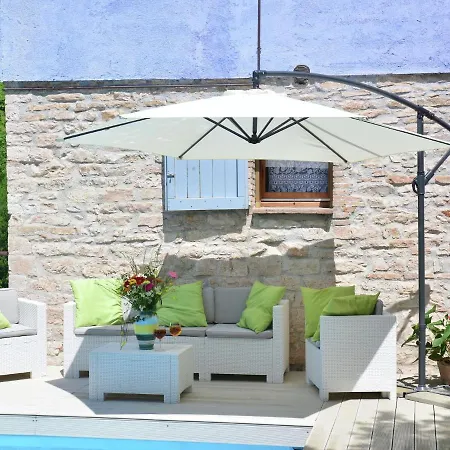 Villa Beautiful In Marche With Swimming Pool Fabriano